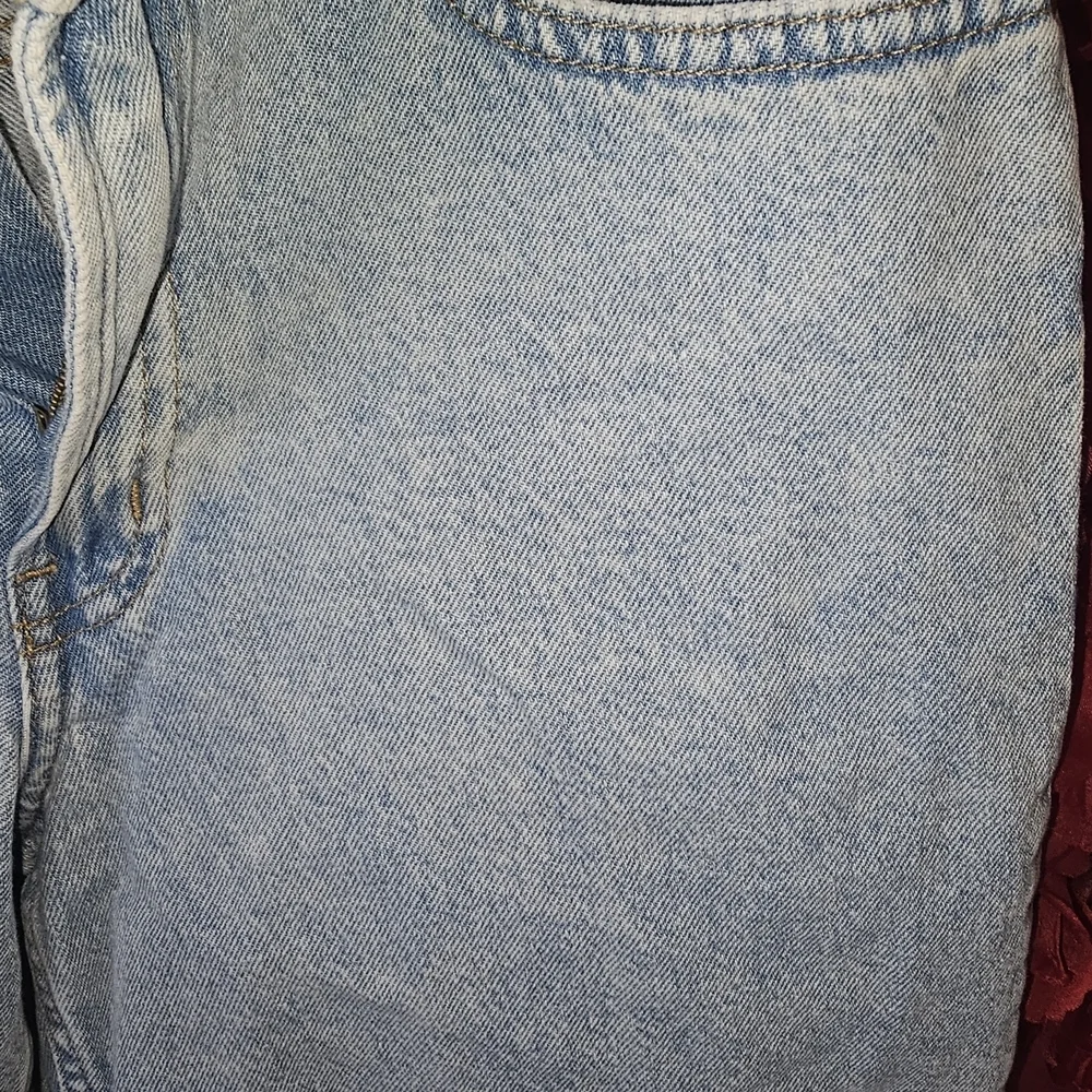& Denim Women's Light Blue Baggy Denim Bermuda Shorts Size 4